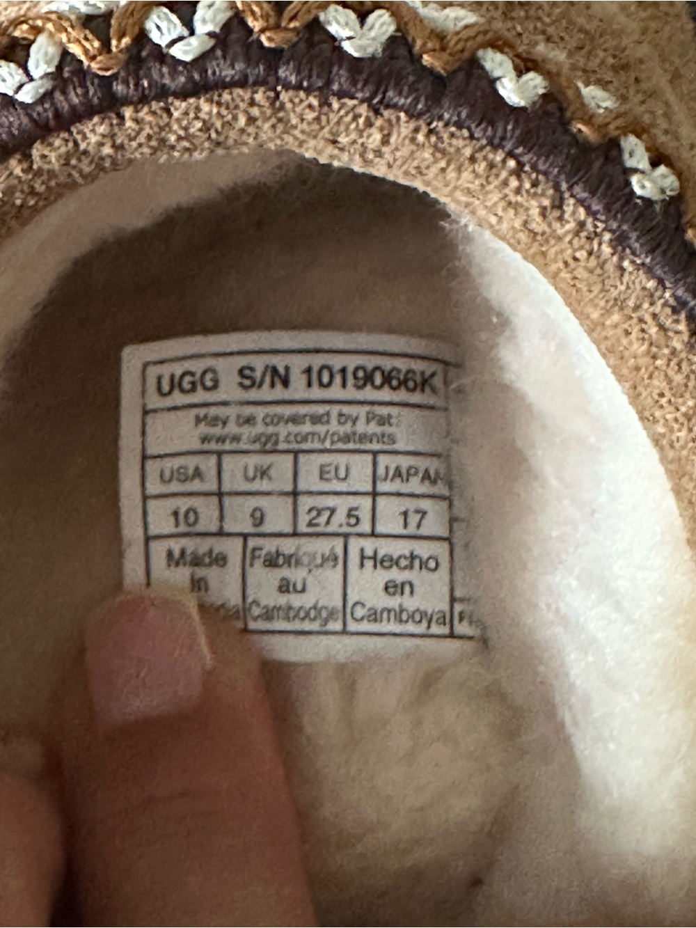 UGG - Picture 6 of 8
